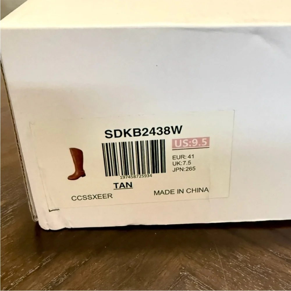 NWT DREAM PAIRS Knee-High Riding Boots